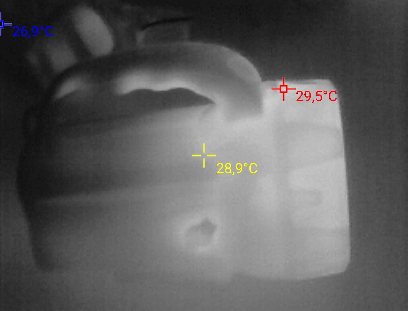 Фонарь-прожектор «ФОТОН» PB-5200, нагрев, слайд 2